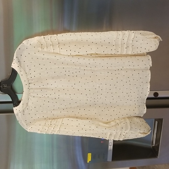 💕CURRENT AIR💕 V-Neck Long Sleeve Polka Dot Crinkle Blouse ~ Cream Medium NWOT - Picture 5 of 13